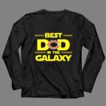 Best Dad in the Galaxy Chicago Bears Fan Tribute with Iconic 4 Long Sleeves.jpg