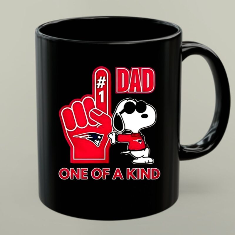 Happy Snoopy New England Patriot 1 DAD One Of A Kind 1 mug.jpg