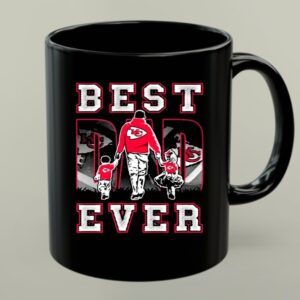 Kansas City Chiefs Best Dad Ever Family Walking Chiefs 1 mug.jpg
