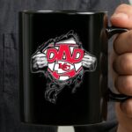 Kansas City Chiefs Super Dad Emblem 3 mug.jpg