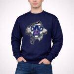 Super Dad New York Giants NY Logo Hands Ripping Open 3 Sweatshirt.jpg